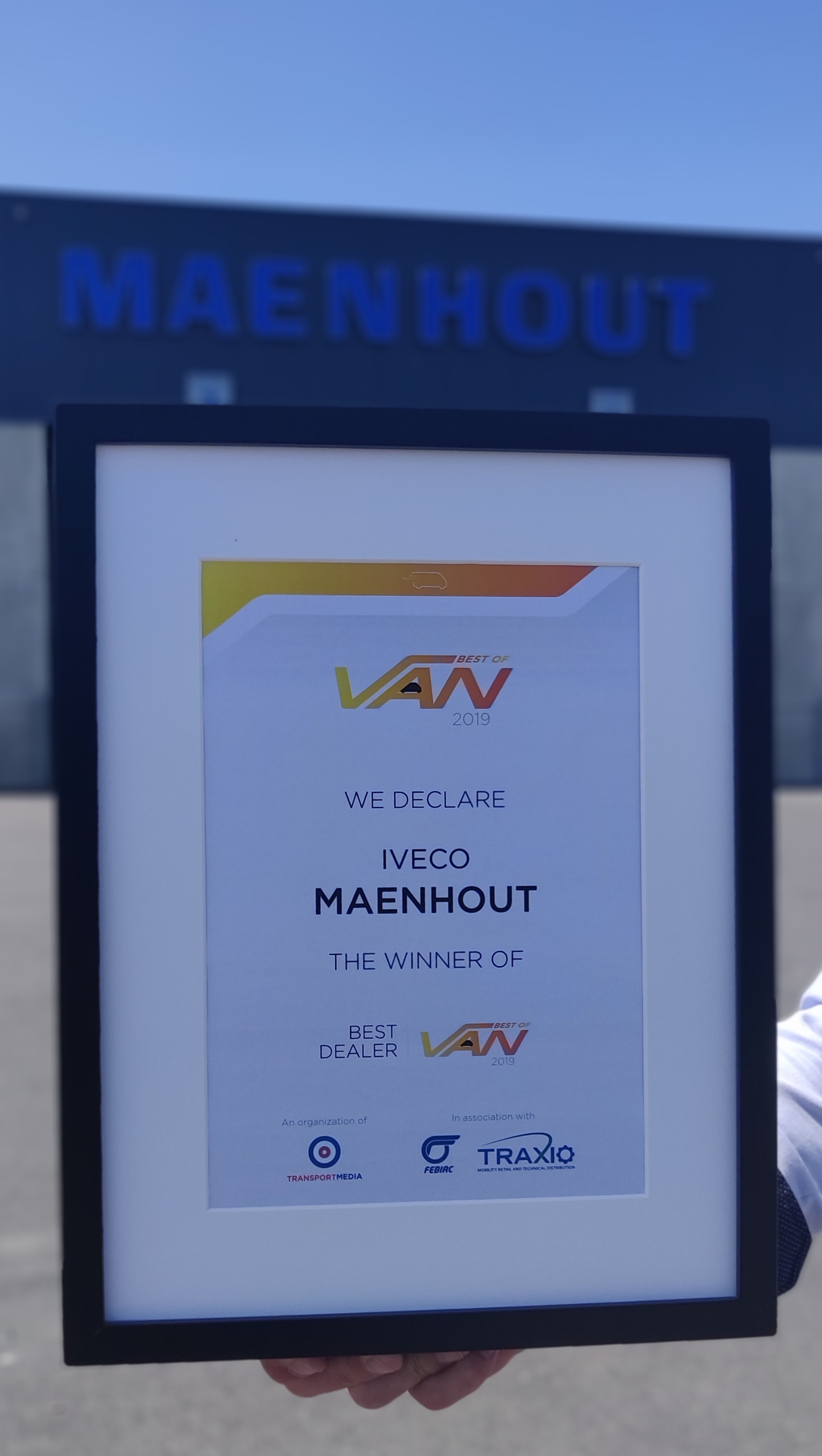 Iveco-Maenhout is Best Dealer 2019 van Iveco!