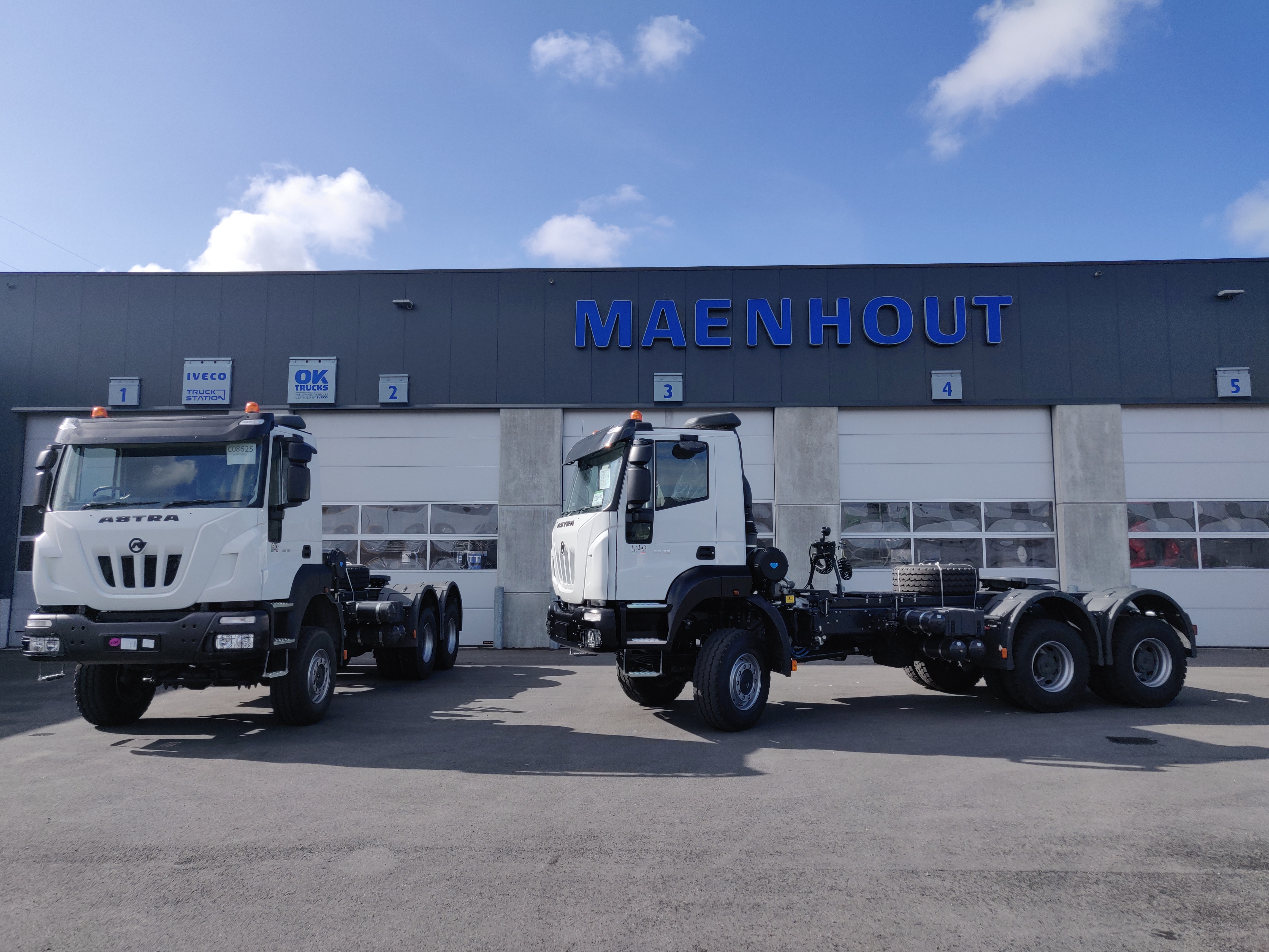 Twee Astra trucks in Brugge!