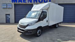 Rapid Industry kiest opnieuw voor 2 betrouwbare jonge tweedehands Iveco's bij Maenhout.