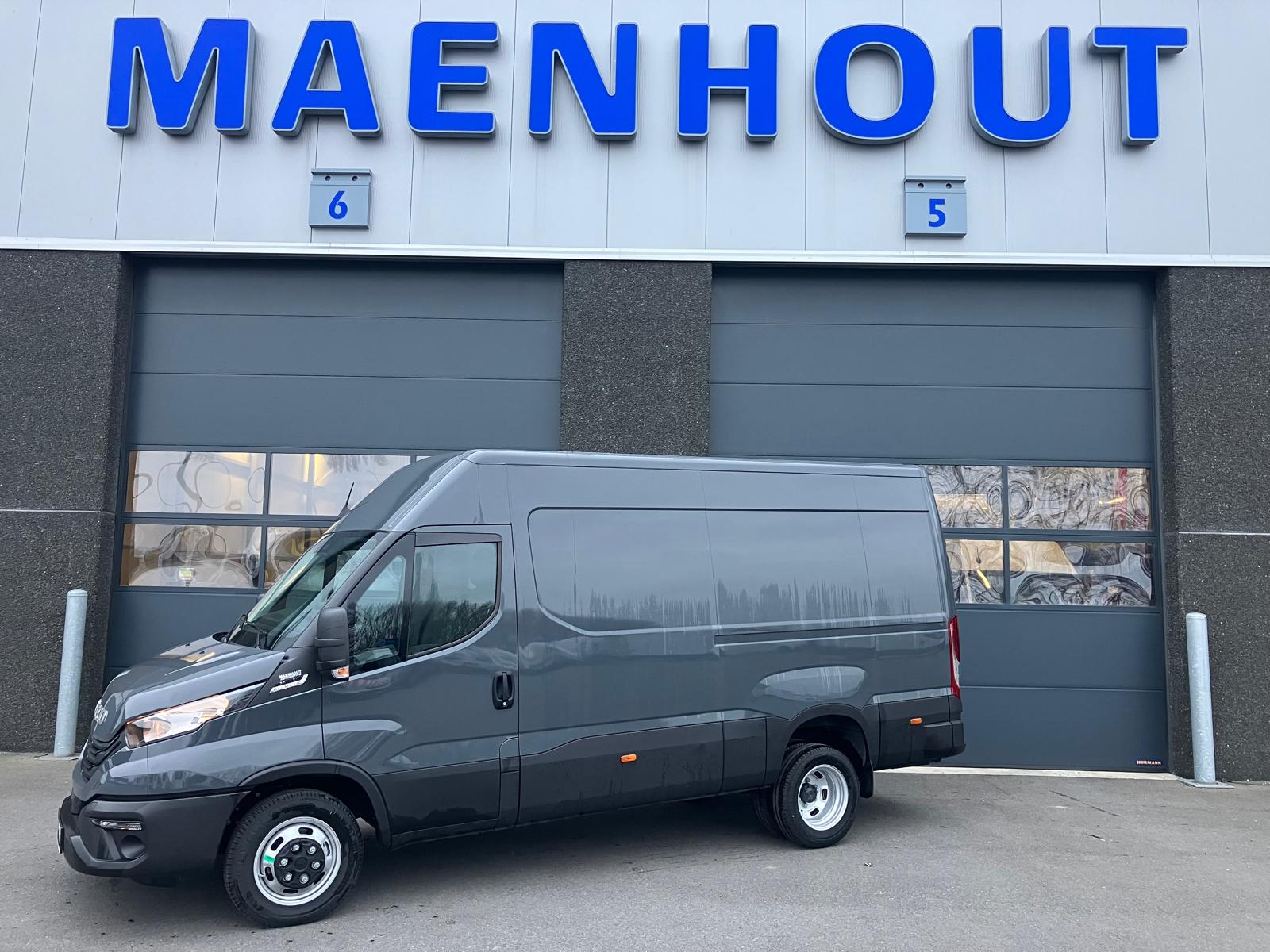 O.S. Technics uit Torhout kiest voor een functionele Daily!