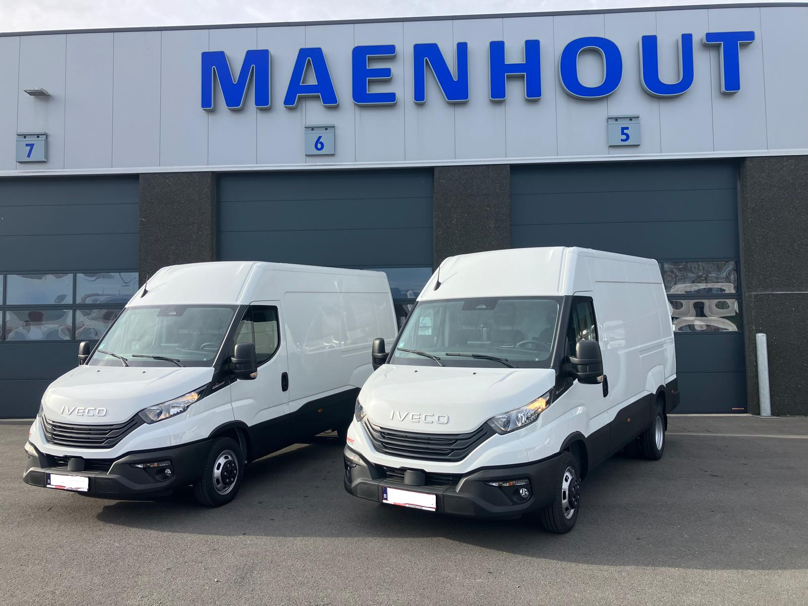 Glascentrale kiest voor twee Daily gesloten bestelwagens!