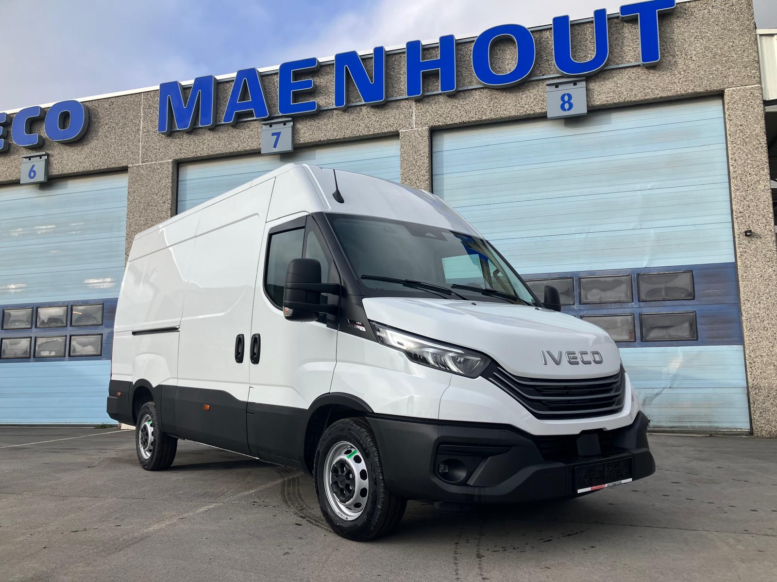 Een nieuwe IVECO Daily voor Tuinen Willems!